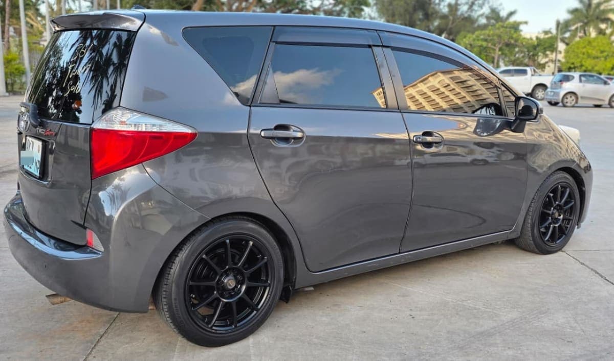 Toyota Ractis 2012 Sport